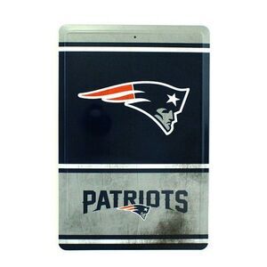 New England Patriots NFL Team Logo Tin Sign